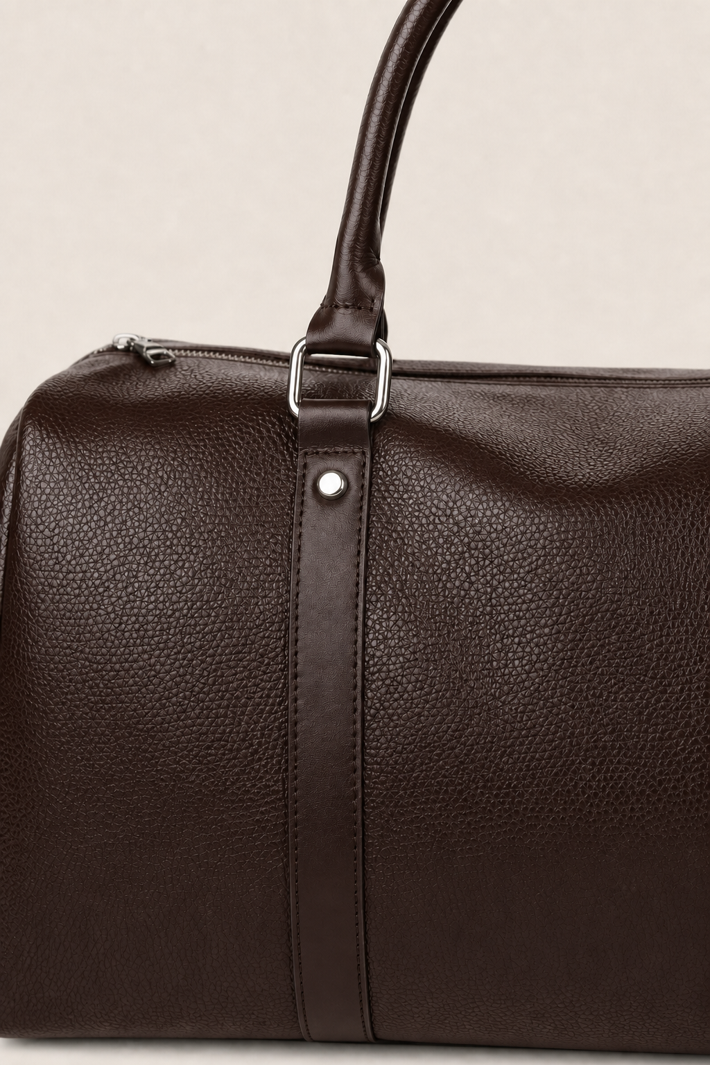 Ischia Leather Duffle Bag in Espresso - detail view