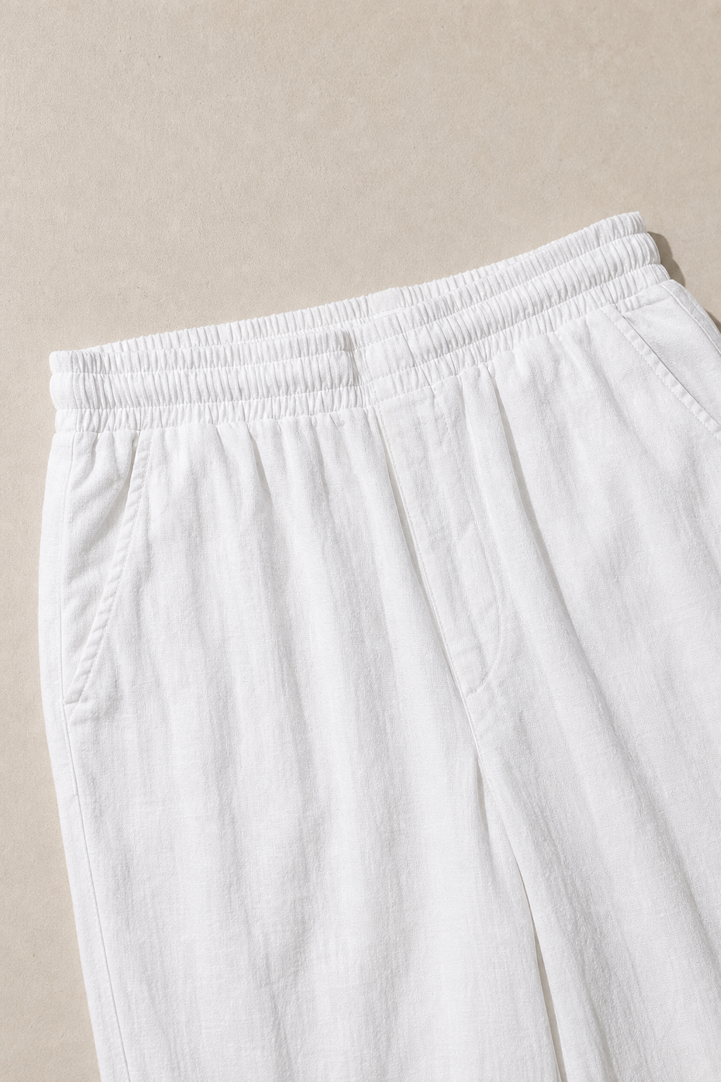 Sardegna Linen Trousers in White - fabric detail