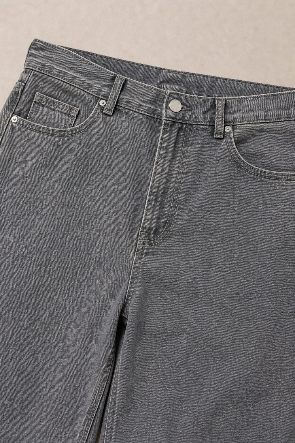 Saumur Wide-leg Jeans in Grey Wash - fabric detail