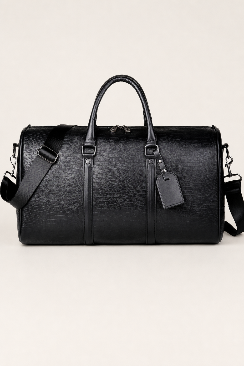 Sorrento Leather Duffle Bag in Black - front view