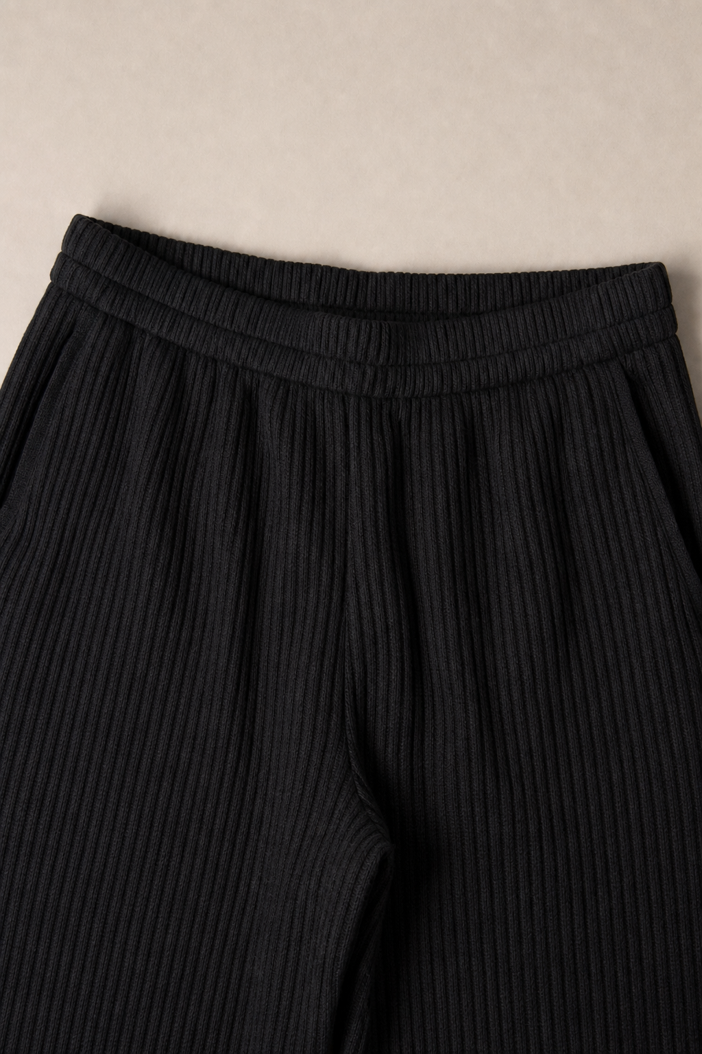 The Costa Pleated Pants in Black - fabric detail