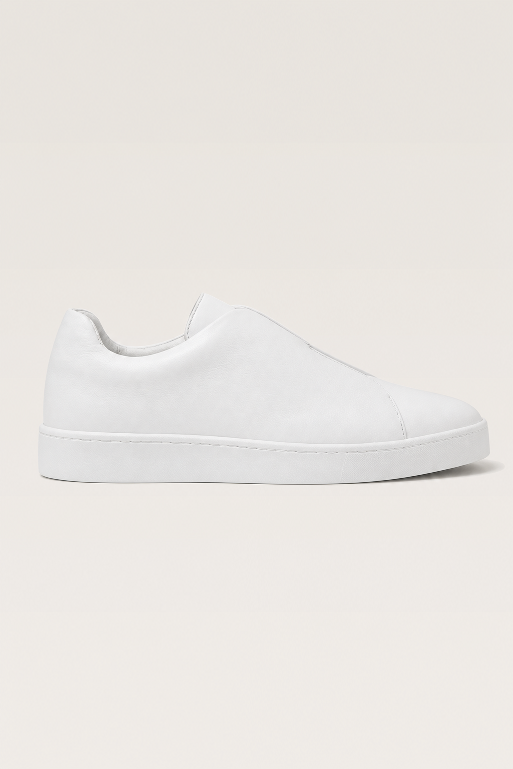 Vesco Leather Sneakers in White - side view